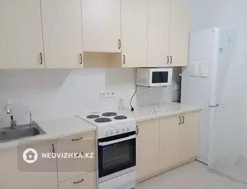 2-комнатная квартира, этаж 5 из 17, 56 м², На длительный срок