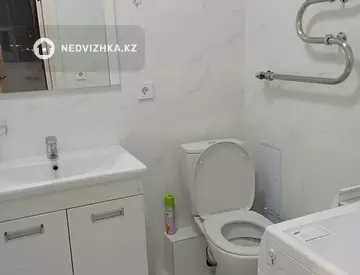 2-комнатная квартира, этаж 5 из 17, 56 м², На длительный срок