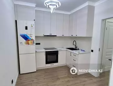 3-комнатная квартира, этаж 9 из 12, 74 м², миниатюра 7