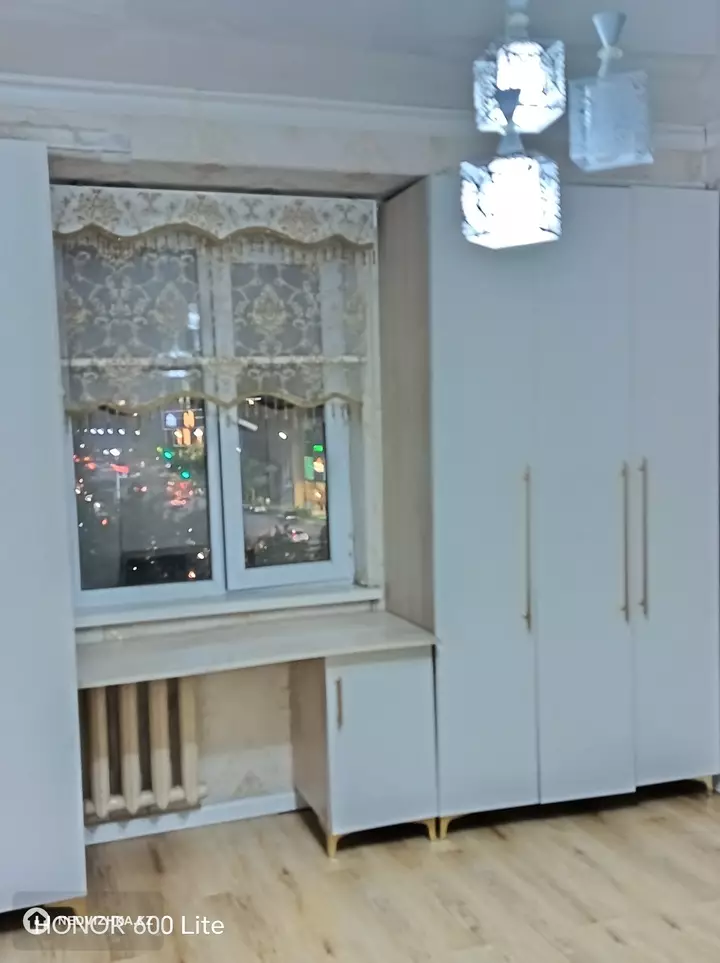 2-комнатная квартира, этаж 5 из 9, 60 м², Посуточно
