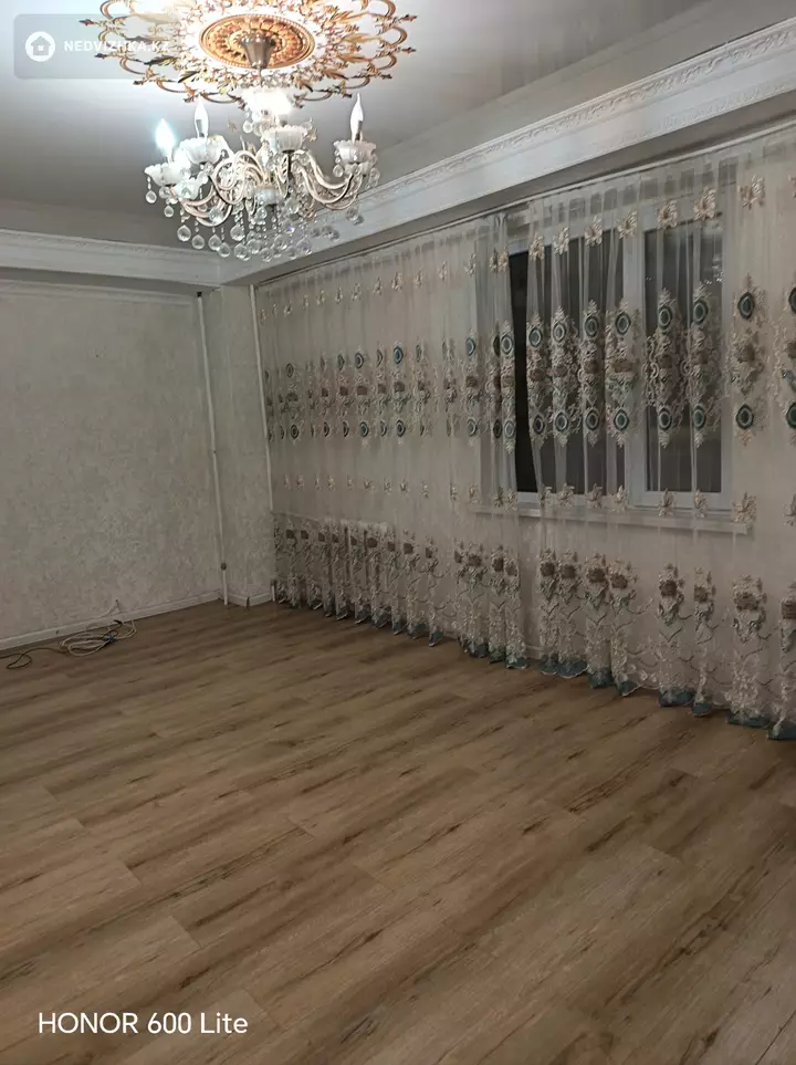 2-комнатная квартира, этаж 5 из 9, 60 м², Посуточно, фотография 2