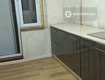 2-бөлмелі пәтер, қабат 5 барлық қабат саны 9, 60 м², Посуточно, 4-нобай