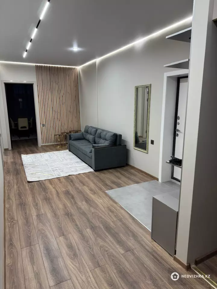 3-комнатная квартира, этаж 10 из 12, 109 м², фотография 2