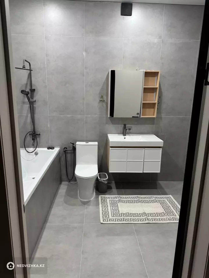 3-комнатная квартира, этаж 10 из 12, 109 м², фотография 5