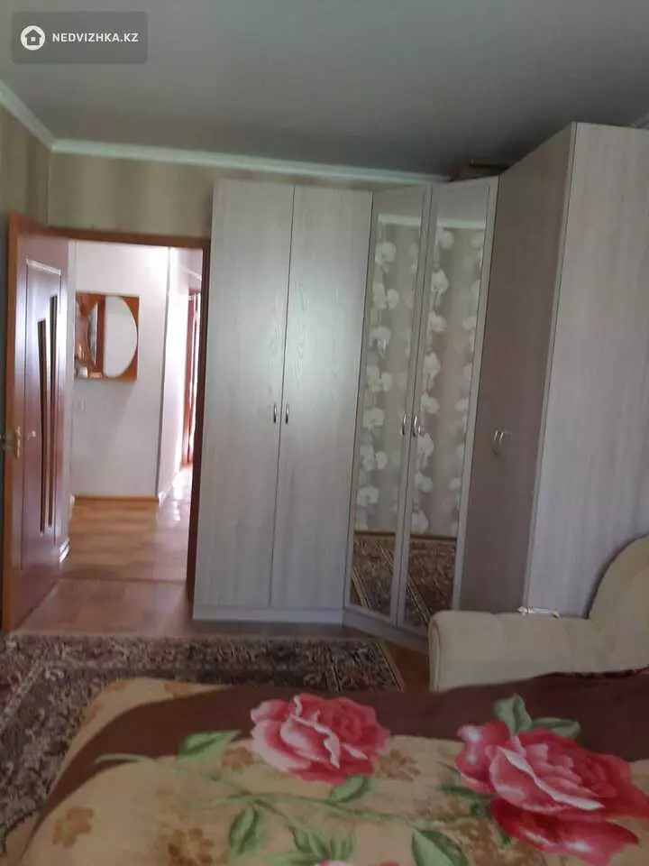 2-комнатная квартира, этаж 9 из 10, 45 м², На длительный срок