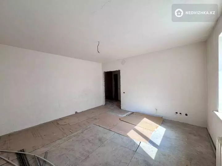 2-комнатная квартира, этаж 5 из 9, 61 м², фотография 3