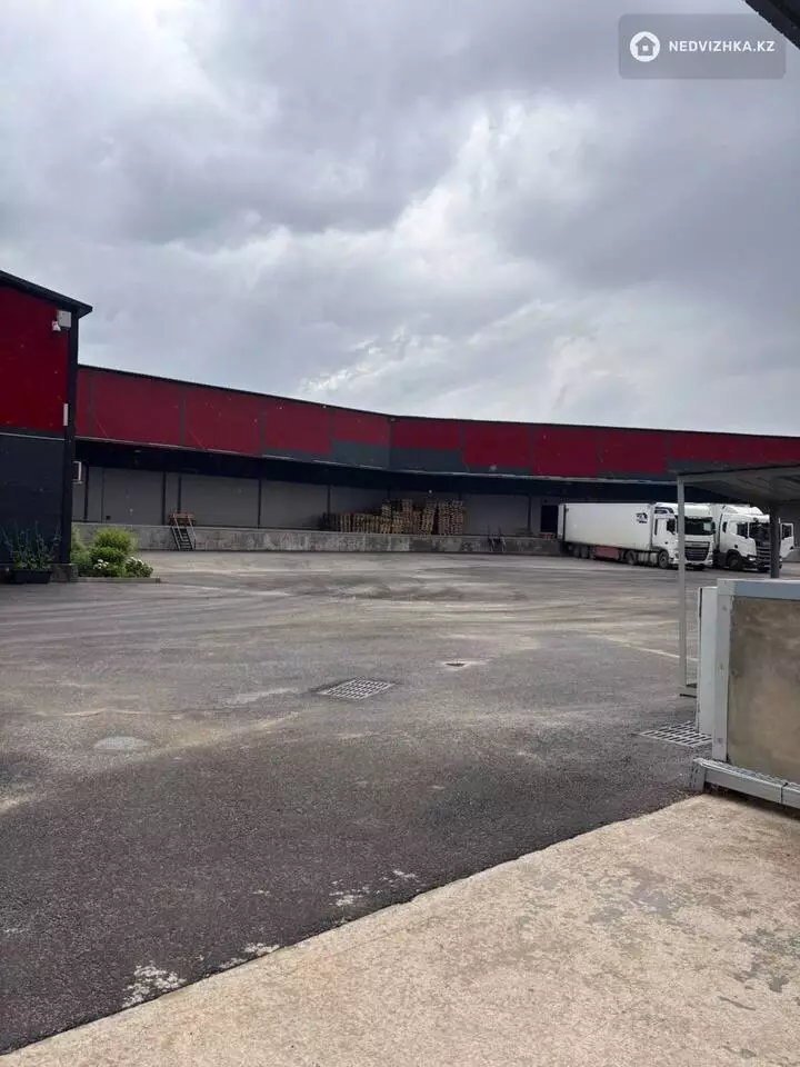 Склад, 25 000 м², фотография 2