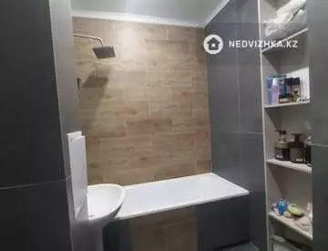 3-комнатная квартира, этаж 5 из 5, 68 м², миниатюра 10