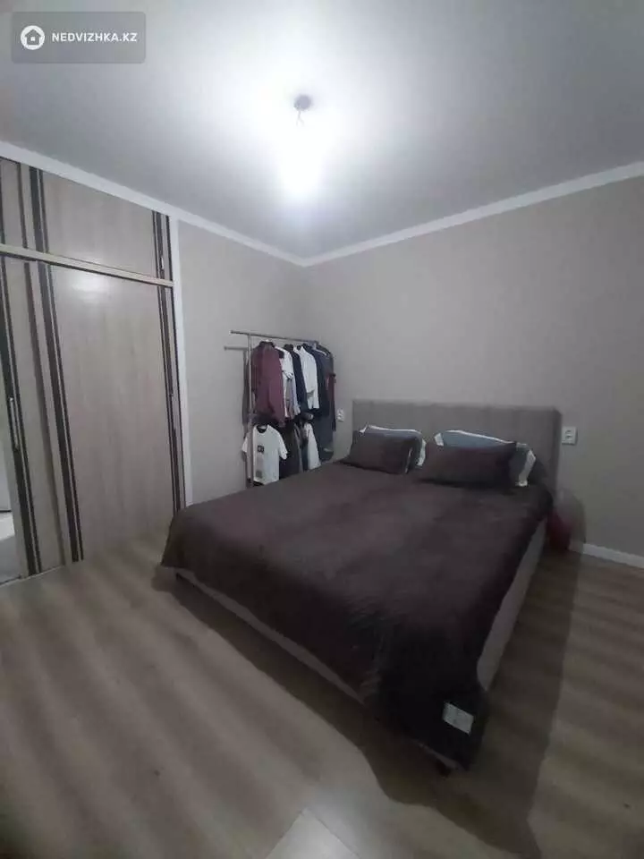 3-комнатная квартира, этаж 5 из 5, 68 м², фотография 2