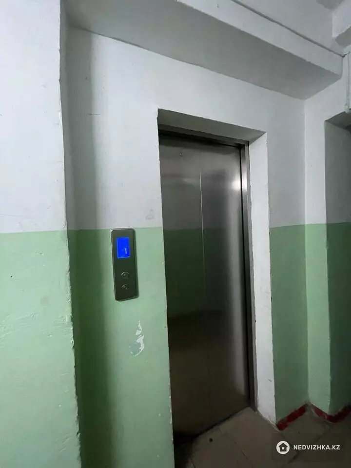 3-комнатная квартира, этаж 3 из 9, 64 м², фотография 3