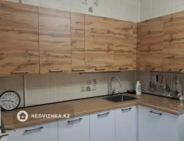 3-комнатная квартира, этаж 3 из 5, 67 м²