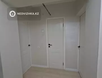 3-комнатная квартира, этаж 3 из 5, 67 м²
