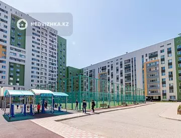 3-комнатная квартира, этаж 6 из 18, 86 м², миниатюра 5