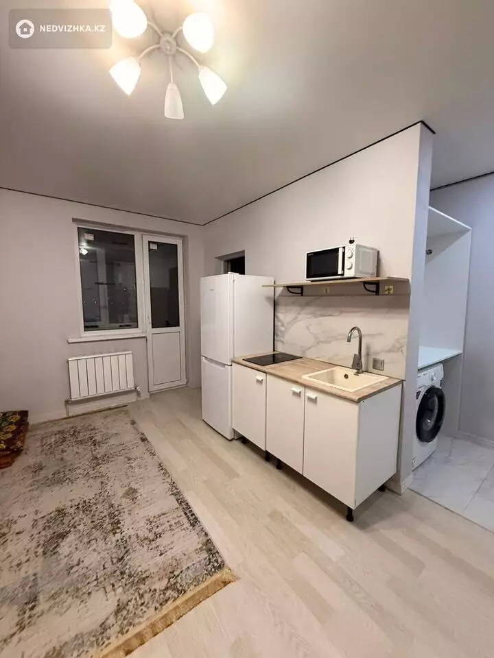1-комнатная квартира, этаж 6 из 9, 35 м², На длительный срок, фотография 3