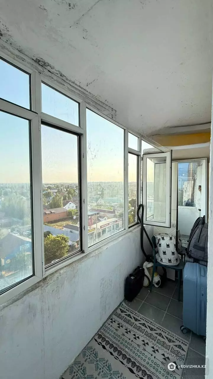 1-комнатная квартира, этаж 9 из 9, 48 м², фотография 5