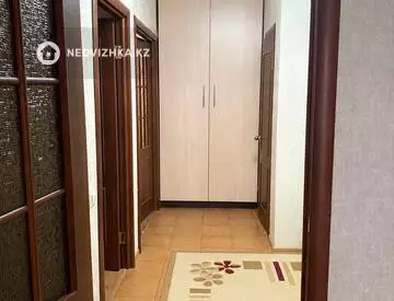 2-комнатная квартира, этаж 2 из 12, 72 м², миниатюра 10