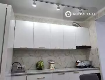 1-комнатная квартира, этаж 3 из 5, 52 м², миниатюра 8