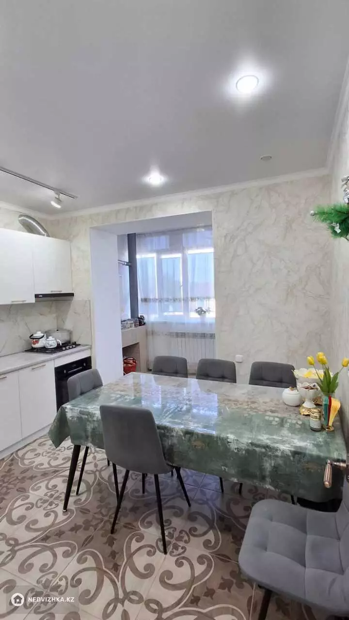 1-комнатная квартира, этаж 3 из 5, 52 м², фотография 5
