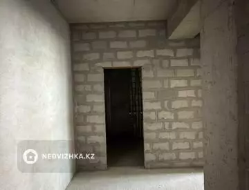 5-комнатная квартира, этаж 3 из 10, 187 м², миниатюра 9