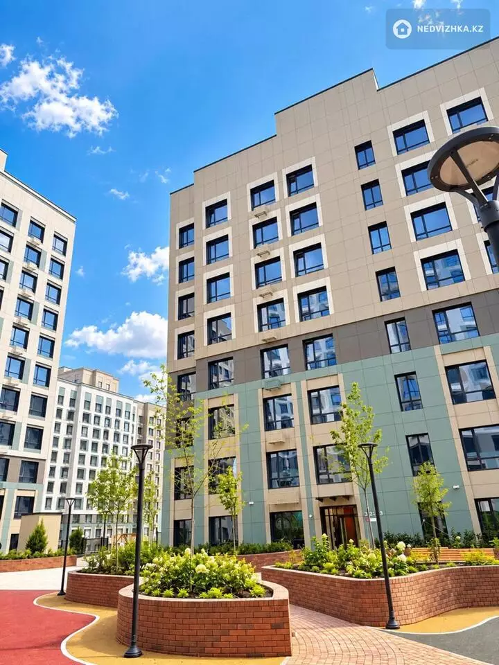 3-комнатная квартира, этаж 2 из 9, 91 м², фотография 3