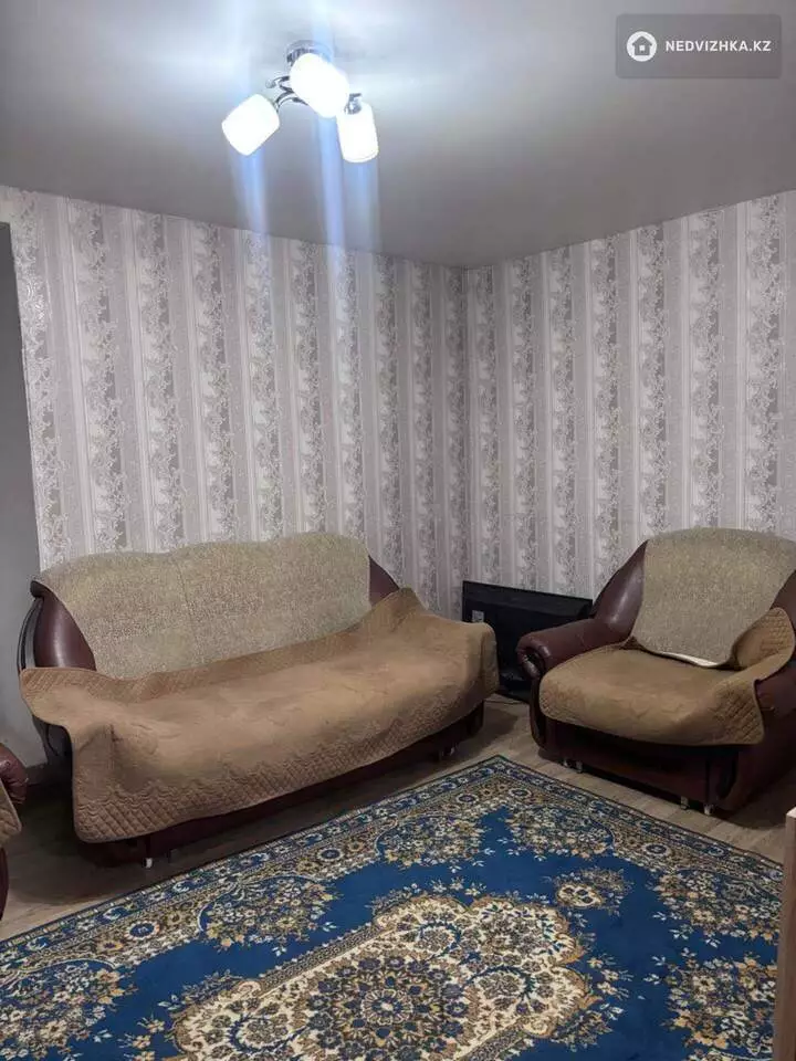 2-комнатная квартира, этаж 10 из 14, 52 м², На длительный срок, фотография 3