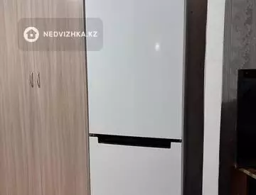 2-комнатная квартира, этаж 10 из 14, 52 м², На длительный срок
