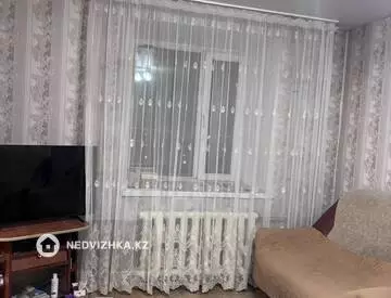 2-комнатная квартира, этаж 10 из 14, 52 м², На длительный срок