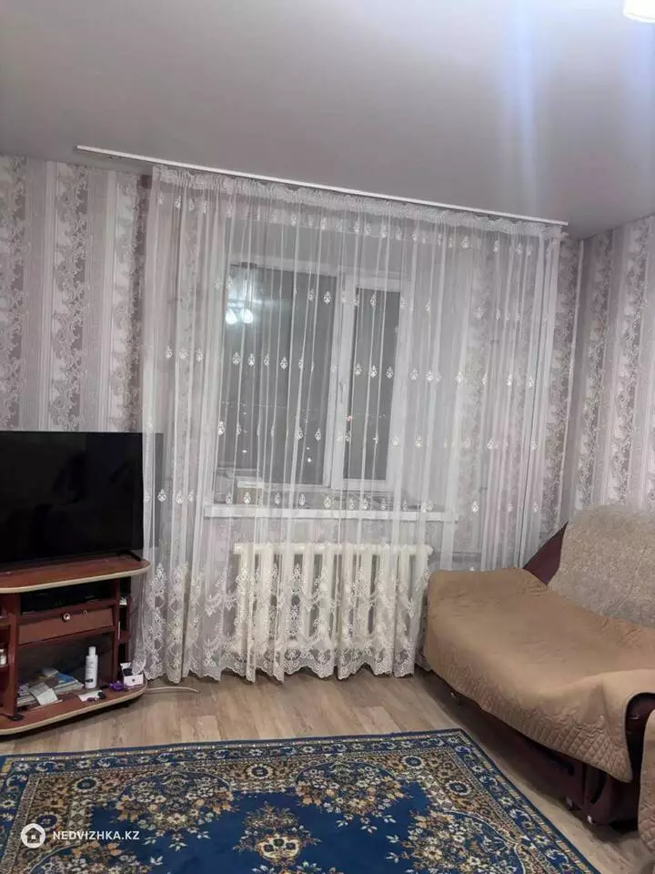 2-комнатная квартира, этаж 10 из 14, 52 м², На длительный срок, фотография 5
