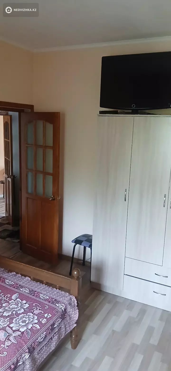 3-комнатная квартира, этаж 4 из 5, 68 м², фотография 5