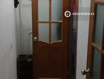3-комнатная квартира, этаж 4 из 5, 68 м², миниатюра 9