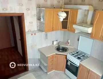 2-комнатная квартира, этаж 4 из 5, 55 м²