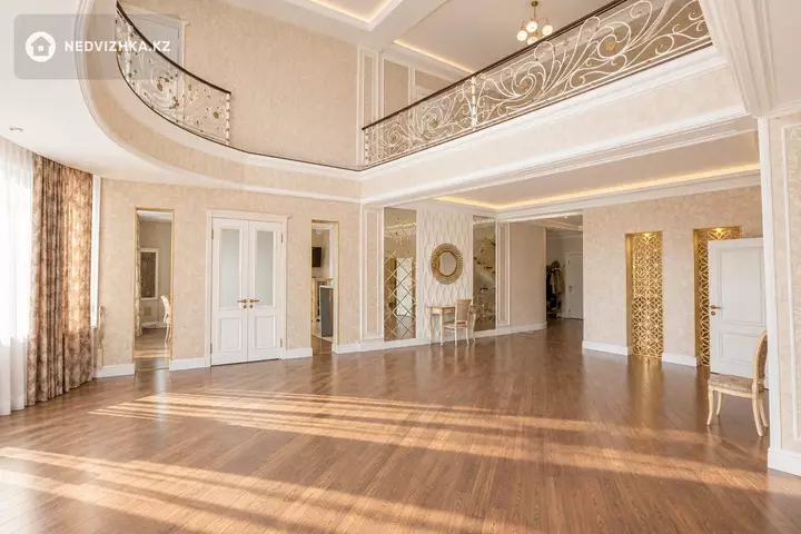 8-комнатный дом, 15 соток, 604 м², фотография 3