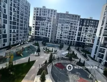 3-комнатная квартира, этаж 5 из 11, 86 м², миниатюра 2