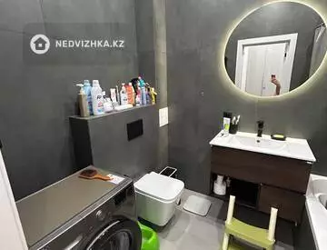 2-комнатная квартира, этаж 7 из 9, 53 м², миниатюра 4