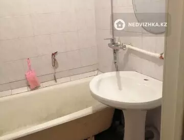 3-комнатная квартира, этаж 2 из 5, 63 м², миниатюра 9