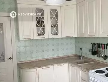 3-комнатная квартира, этаж 2 из 5, 63 м², миниатюра 12