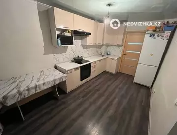3-комнатная квартира, этаж 8 из 10, 70 м²