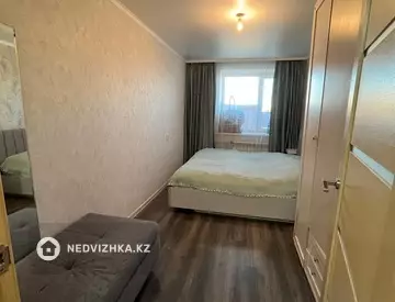 3-комнатная квартира, этаж 8 из 10, 70 м²