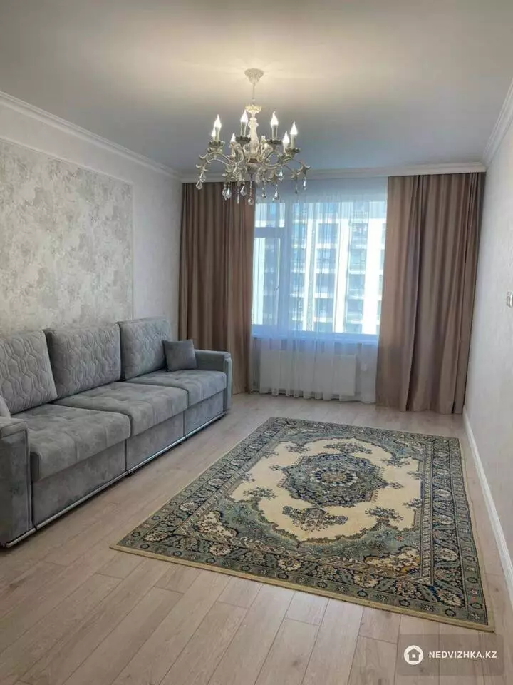 2-комнатная квартира, этаж 5 из 24, 70 м², На длительный срок, фотография 3