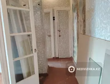 2-комнатная квартира, этаж 4 из 4, 60 м², миниатюра 8