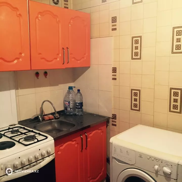 1-комнатная квартира, этаж 1 из 3, 30 м², фотография 3
