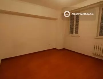 1-комнатная квартира, этаж 1 из 3, 30 м²