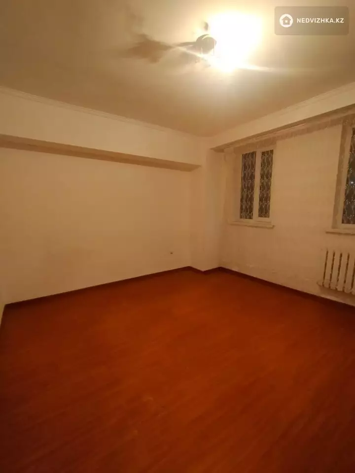 1-комнатная квартира, этаж 1 из 3, 30 м², фотография 5