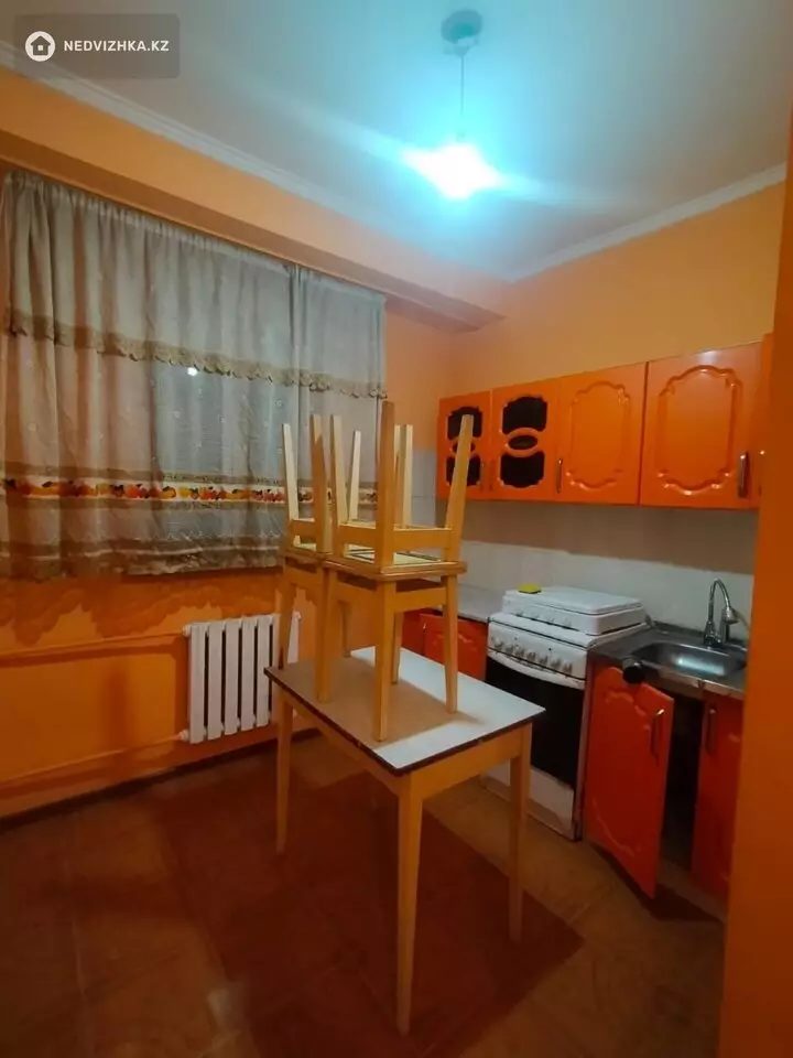 1-комнатная квартира, этаж 1 из 3, 30 м², фотография 4