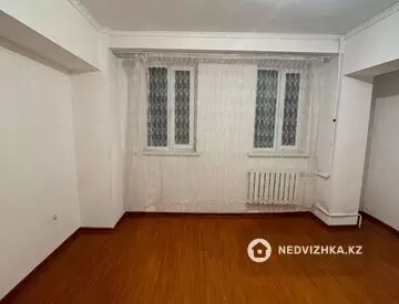 1-комнатная квартира, этаж 1 из 3, 30 м²