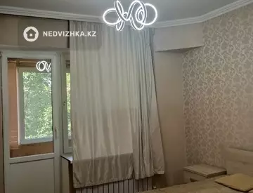 2-комнатная квартира, этаж 3 из 5, 60 м², На длительный срок