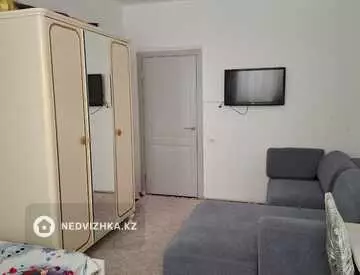 2-комнатная квартира, этаж 1 из 13, 63 м²