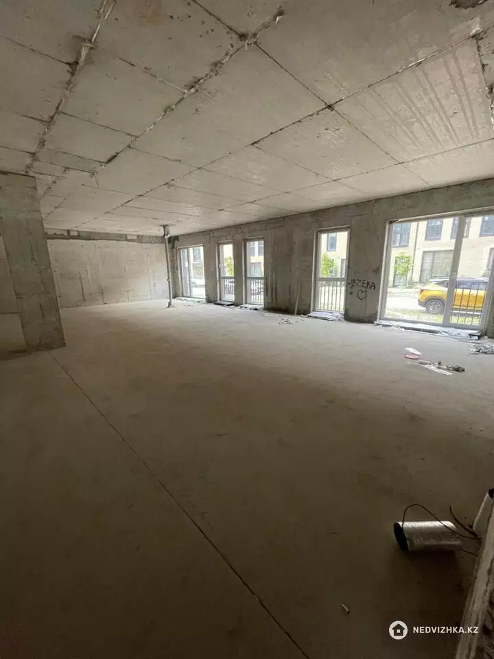 Офис, этаж 1 из 3, 250 м², На длительный срок, фотография 3