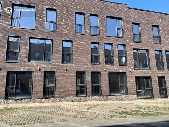 Офис, этаж 1 из 3, 250 м², На длительный срок, фотография 5