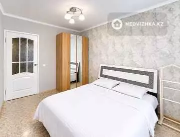 2-комнатная квартира, этаж 4 из 5, 56 м², Посуточно